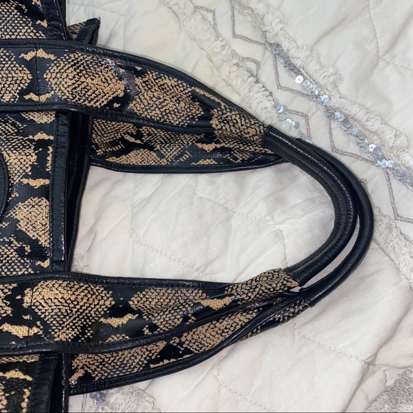 Tory Burch Tote - Picture 5 of 7